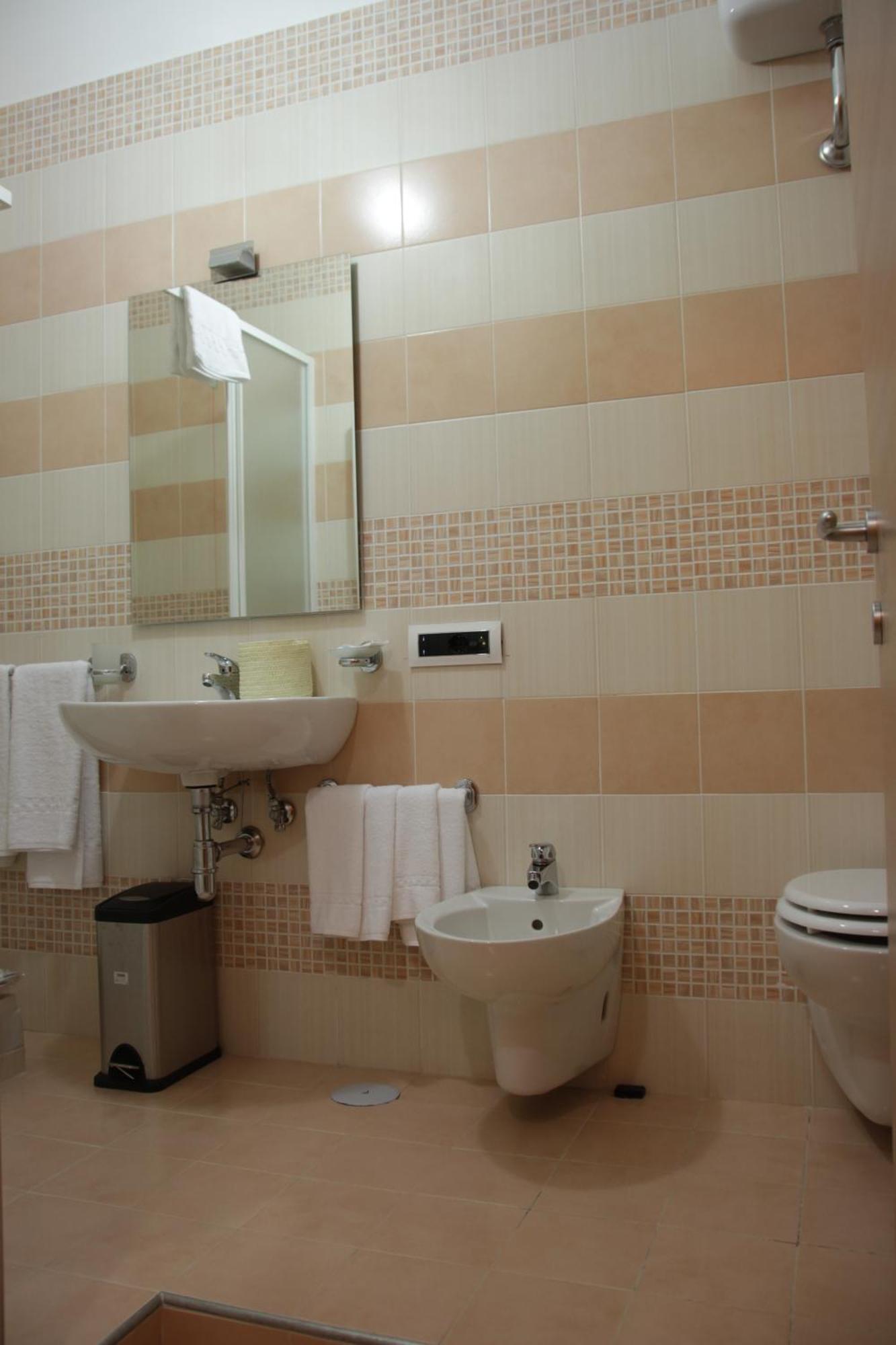 Bovio Modern 3* Nápoles